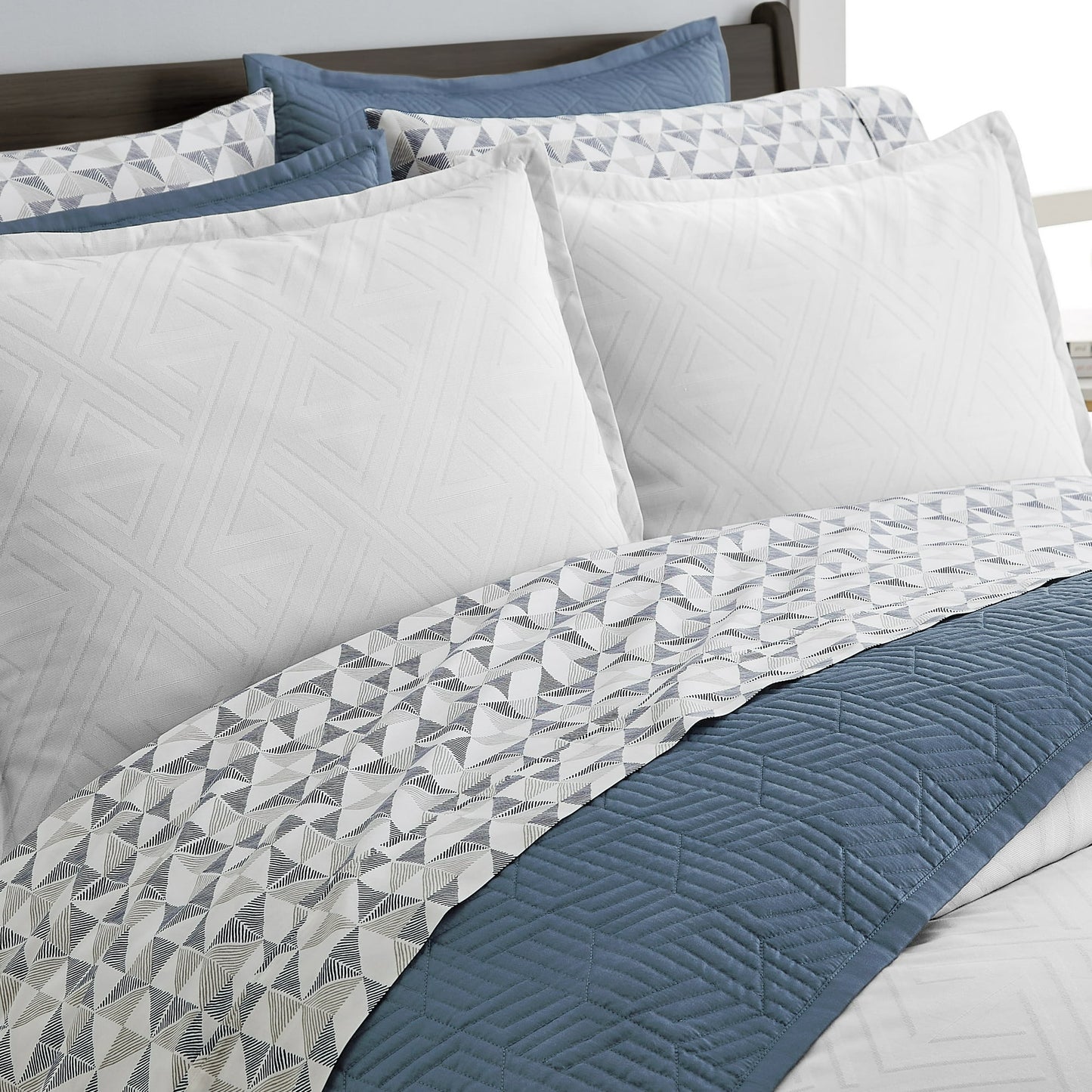 Scott Living Laredo Cotton Blend 3pc Set-1 Duvet, 2 Pillow Shams, Full/Queen, King